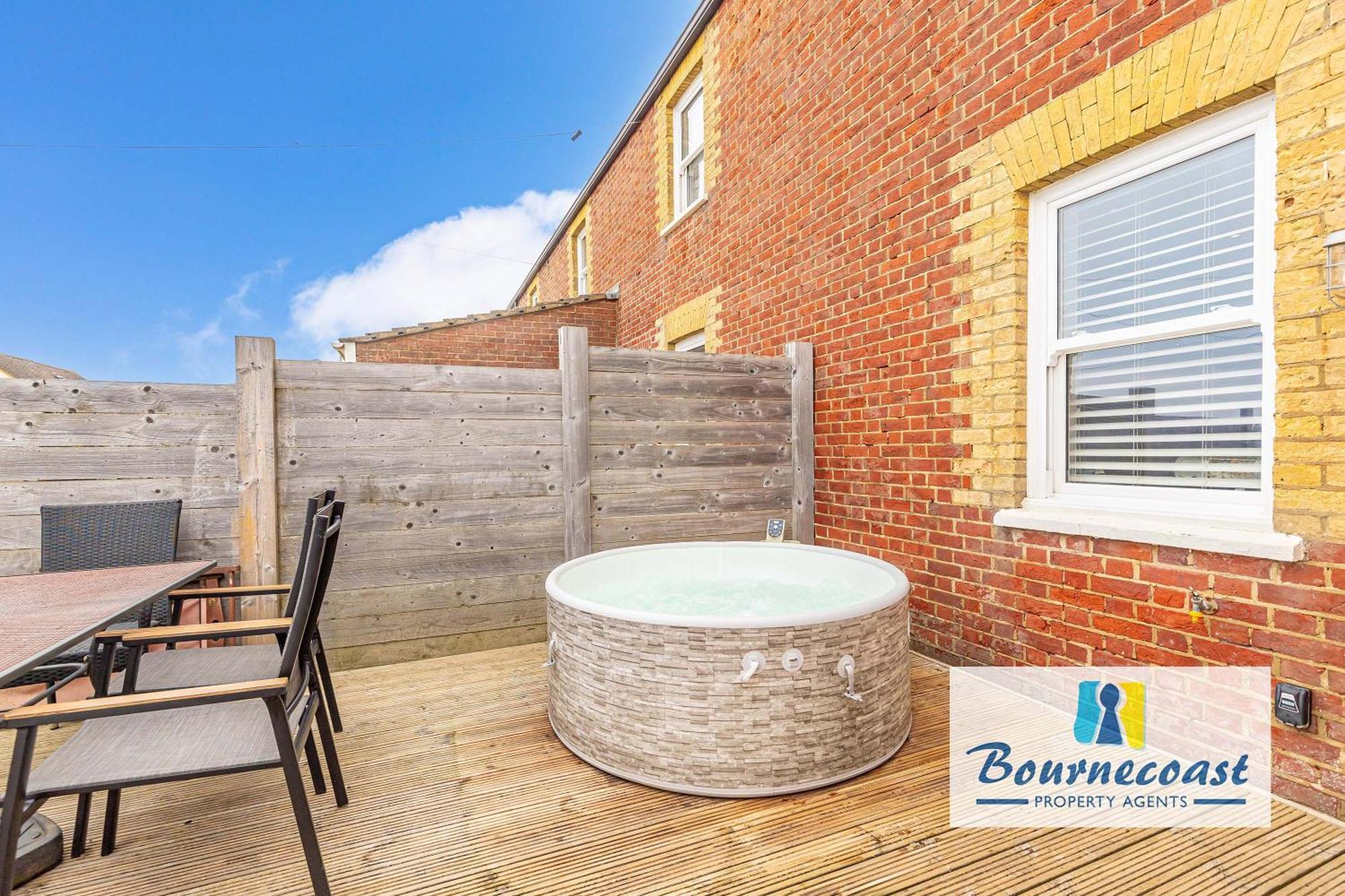 Bournecoast - Coastguard Cottage - Sea View - Garden - Hot Tub - Hb6098 Bournemouth Exterior foto